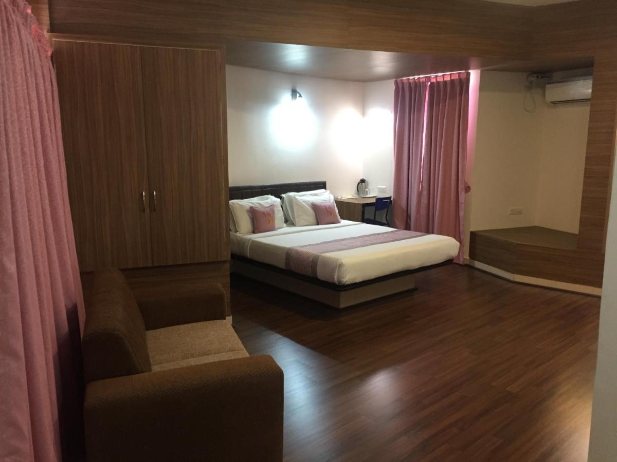 Hotel Grand Bee Bangalore Luaran gambar