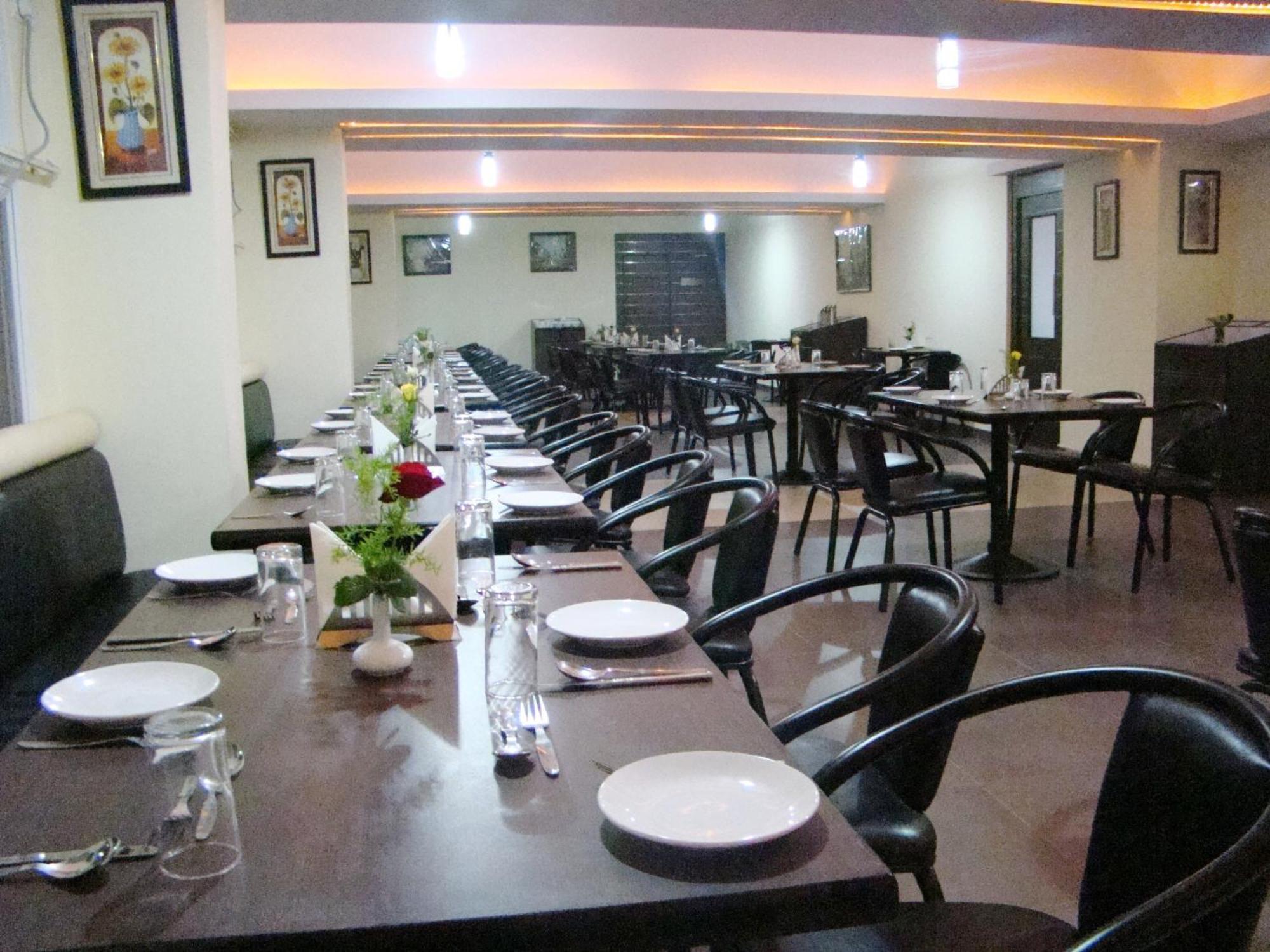 Hotel Grand Bee Bangalore Luaran gambar